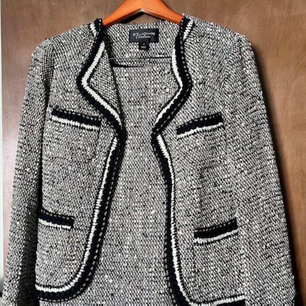 St. John Couture 2 piece Business Suit